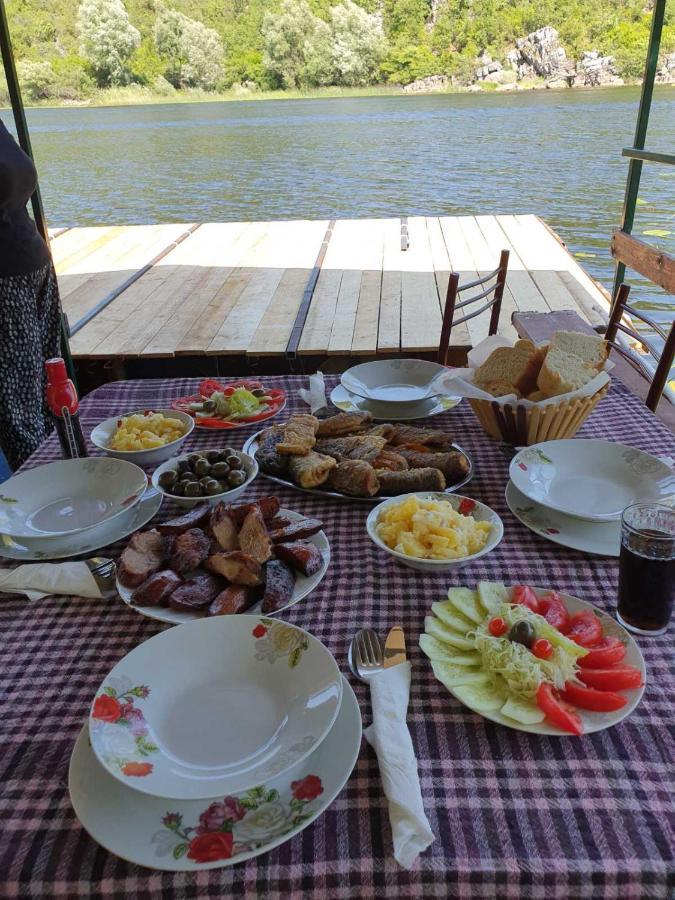 Mali Raj Apartmani Cetinje Dış mekan fotoğraf