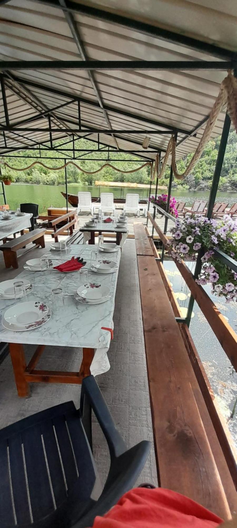 Mali Raj Apartmani Cetinje Dış mekan fotoğraf